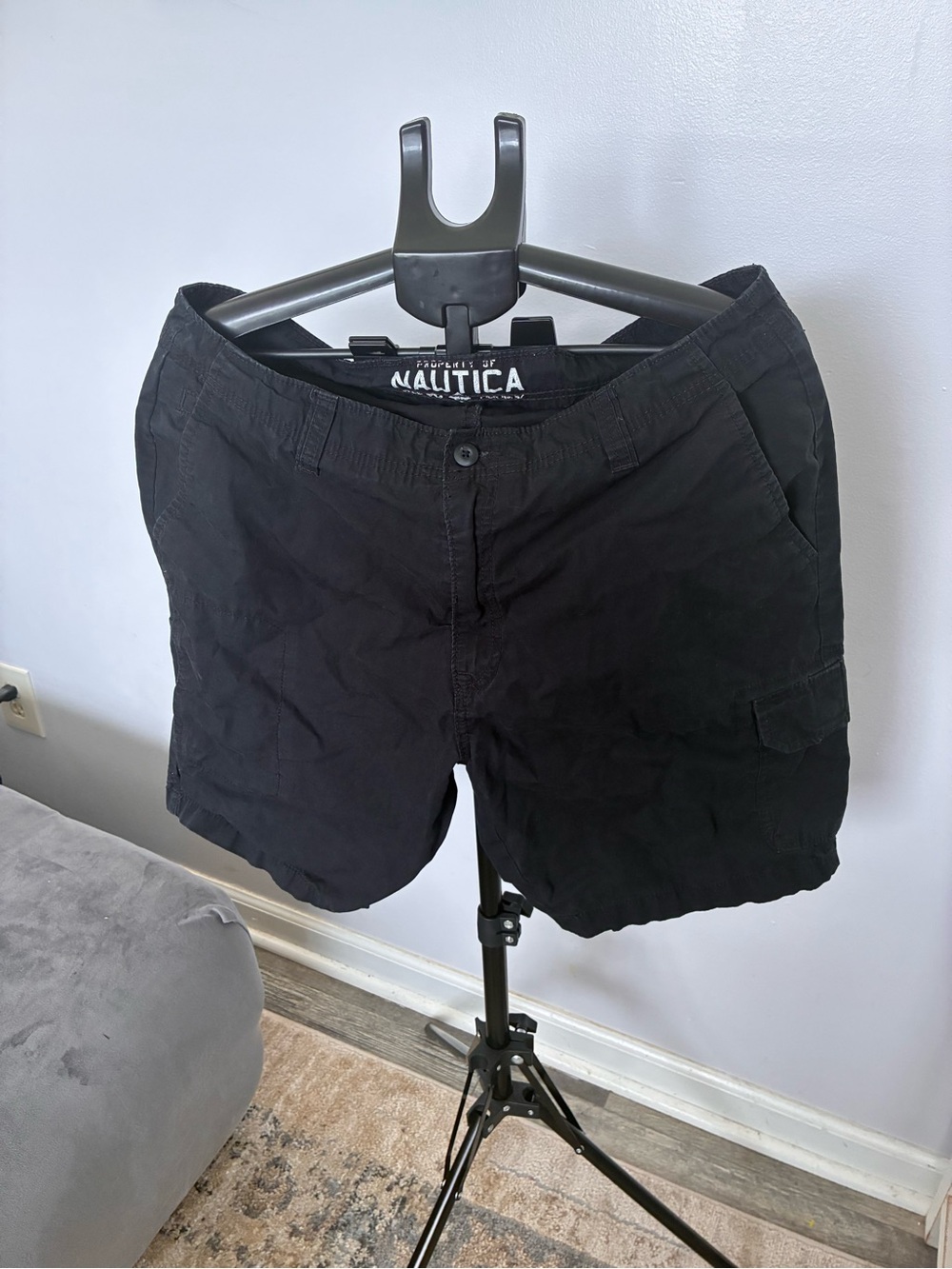 Nautica Men’s Black Cargo Shorts with Side Pockets